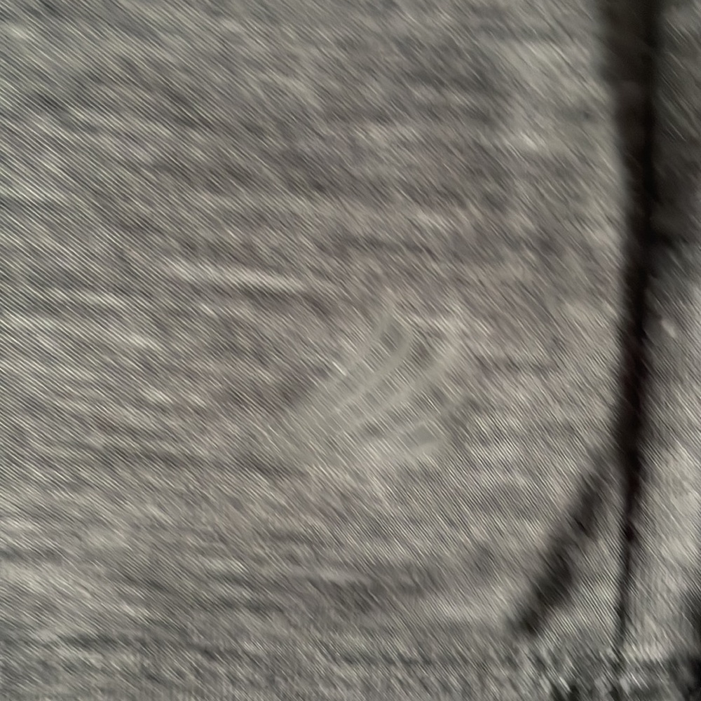 Fabletics top - Picture 2 of 4